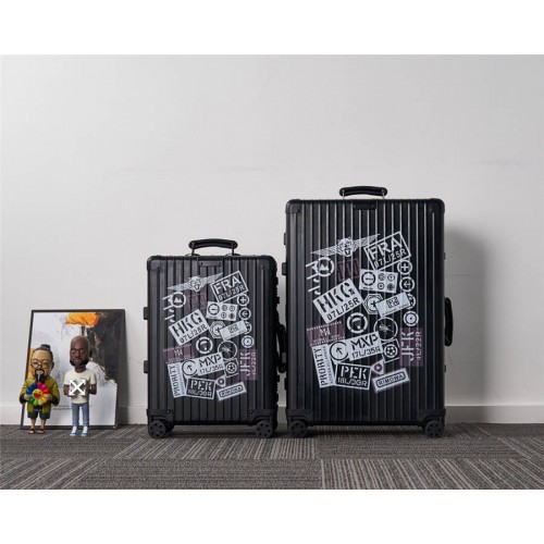 RIMOWA × Michael Wong (MW) 香港限定モデル 35I Yahoo!オークション - RIMOWA 香港限定モデル リモワ Michael